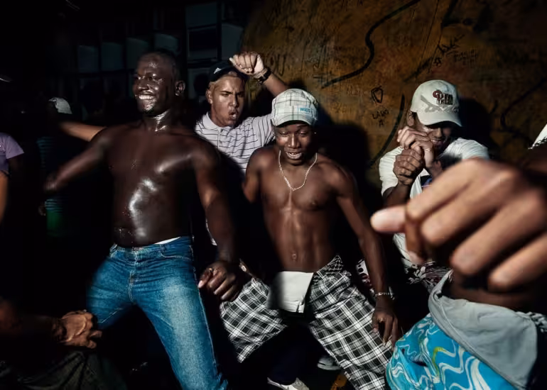 Portada de Funk brasileño: de los barrios de Río de Janeiro a la escena global