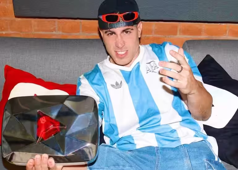 Portada de El argentino de los 100 millones