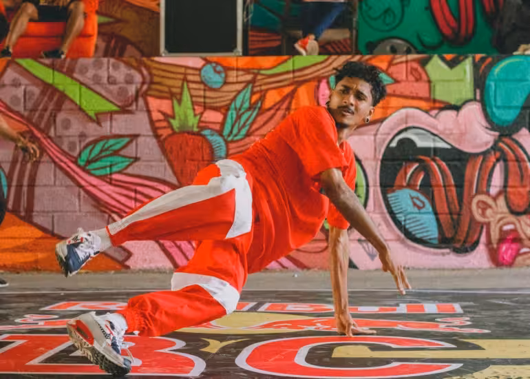 Portada de El hip-hop llega a las escuelas en Brasil como política educativa