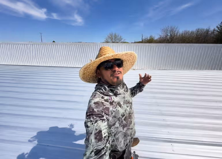 Portada de Dany Morales, el mexicano que convirtió el roofing en un fenómeno viral