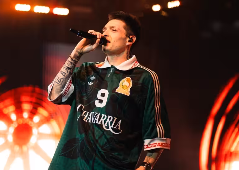 Portada de ¿Quién es el artista mexicano que firmó con adidas Originals?