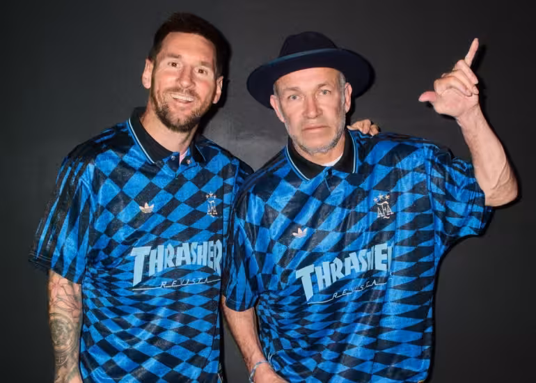Portada de Thrasher x Selección argentina: el crossover que une skateboarding y fútbol
