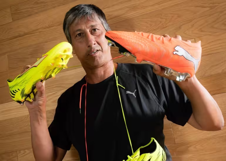 Portada de Marcelo Botines y una vida dedicada a coleccionar historias del fútbol