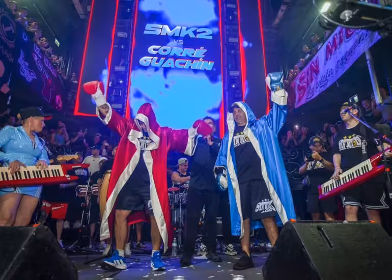 Portada de La competencia que convirtió a los tecladistas de cumbia en protagonistas
