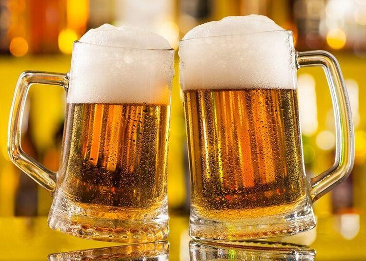 Portada de Con o sin espuma, ¿cómo se sirve la cerveza?