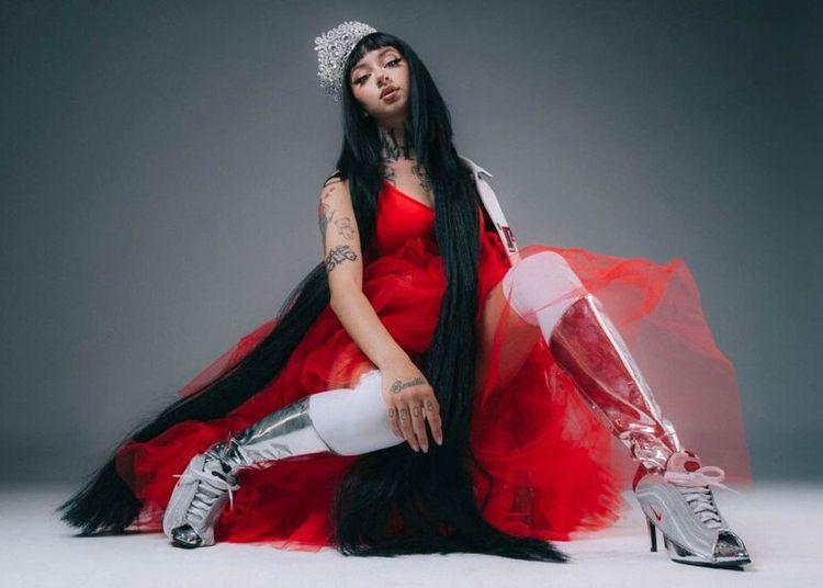 Portada de Kei Linch, la rapsoda de dos mundos que conquista la escena urbana