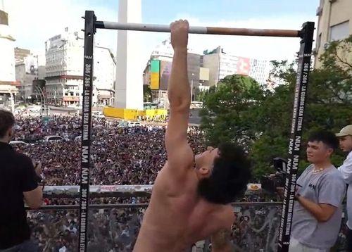 Portada de 366 dominadas después, el Obelisco se rindió a los pies de Gero Arias