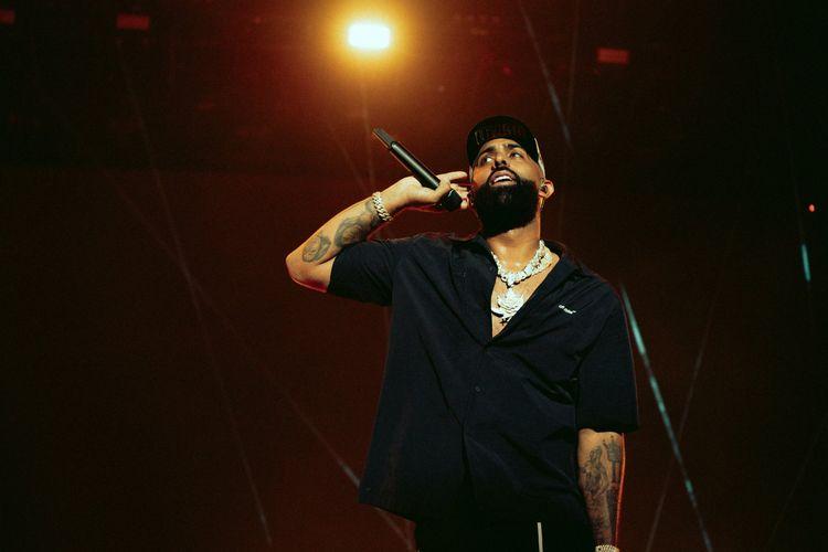 Imagen de Don Kbrn World Tour | Eladio Carrión