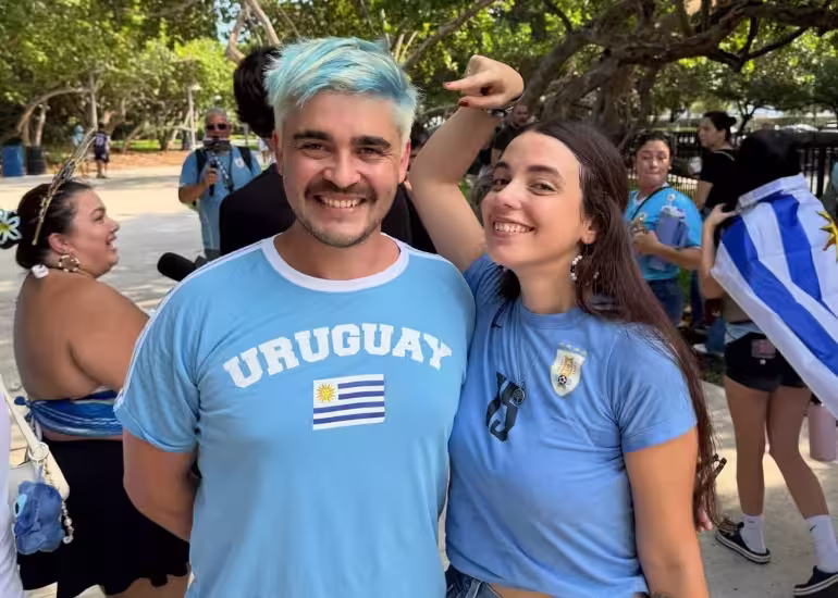 Portada de ¿Quién es Alaska, la uruguaya que conquistó las redes sociales a través del fútbol?