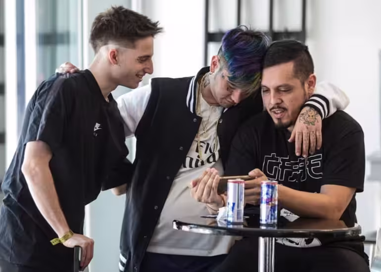 Portada de El ilustrador que llevó el rap y el freestyle argentino a la animación