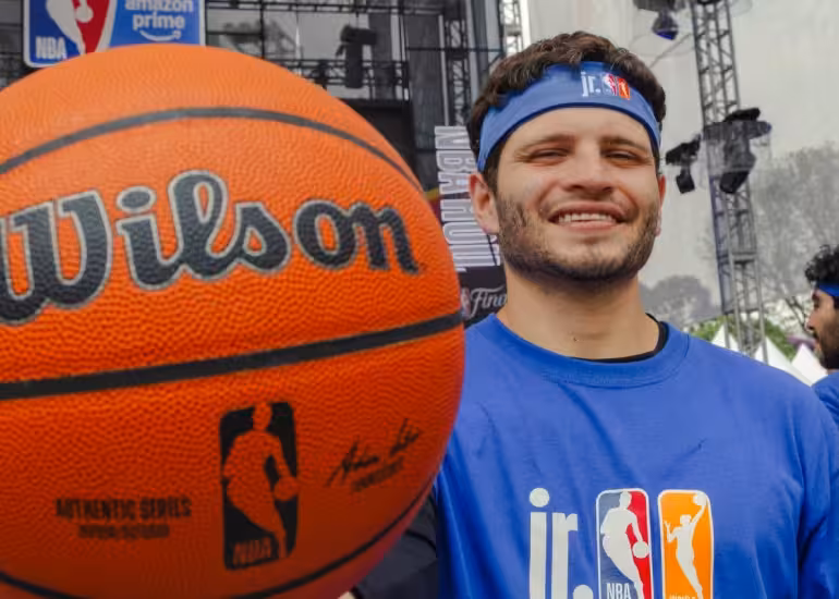 Portada de Diego Dunks, el rostro del básquet callejero de CDMX en las redes