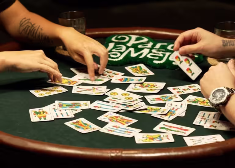 El torneo de truco que reúne a la escena urbana argentina
