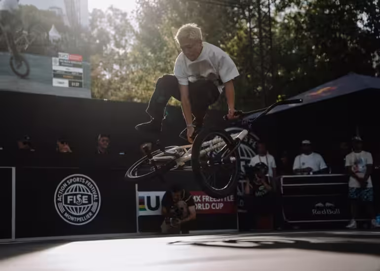 Portada de Japón dominó la parada inicial de la Copa del Mundo de BMX Freestyle