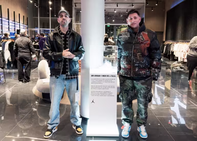 Portada de Flash Design y Sneakerhead BA necesitan tu ayuda para llegar a ComplexCon