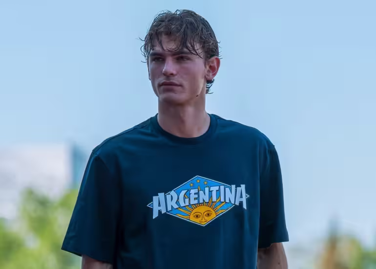 Portada de Thrasher x Selección argentina: el crossover que une skateboarding y fútbol