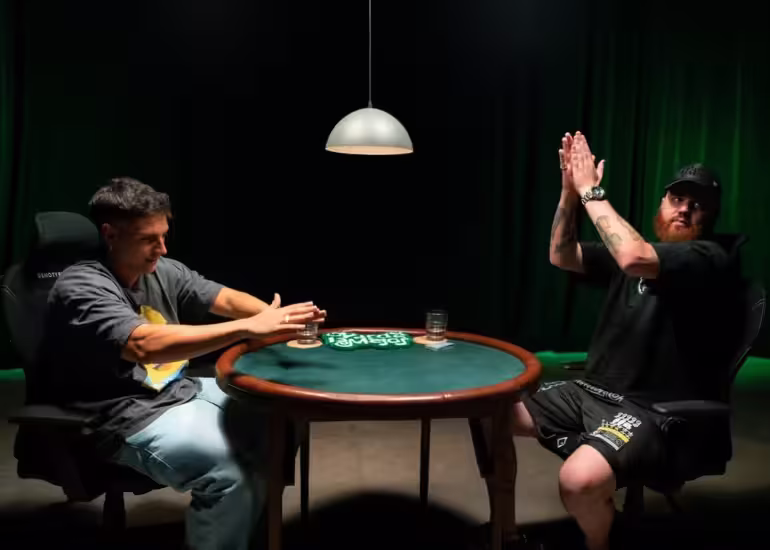 Portada de Barba Roja y el arte de entrevistar jugando en “Parda la Mejor”