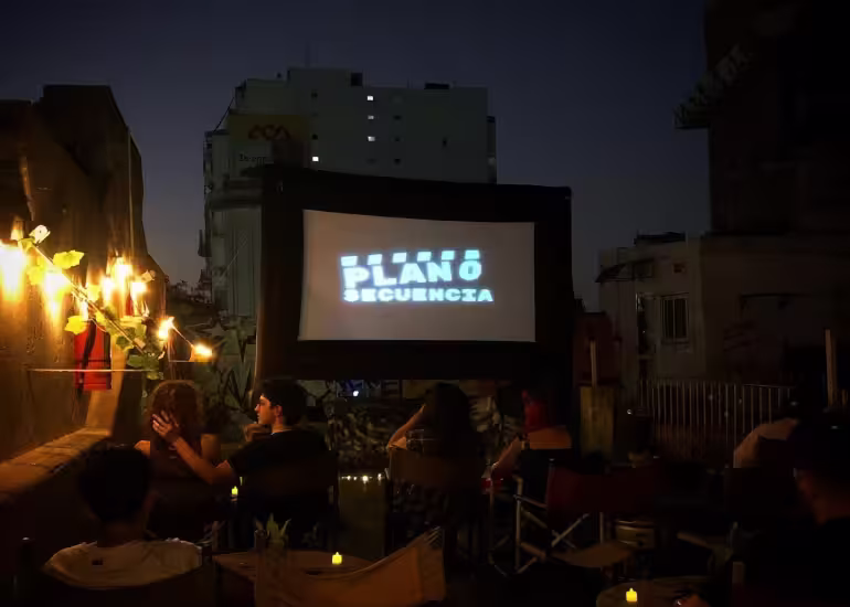 ¿Sabías que podés ver películas bajo las estrellas en Palermo?