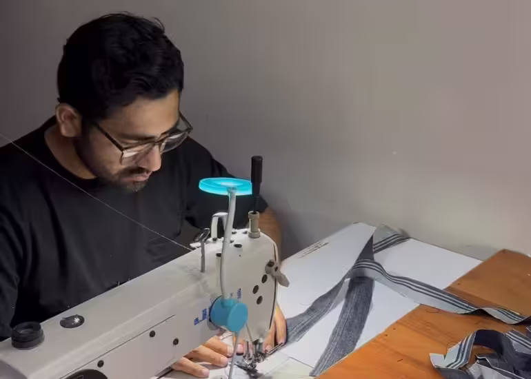 Portada de El diseñador que convirtió la moda sostenible en un fenómeno viral
