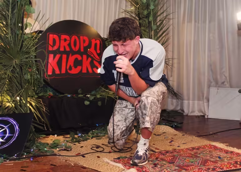 Portada de Lost & Found, Drop N Kicks y la música: las tres caras de Santino Ferrari