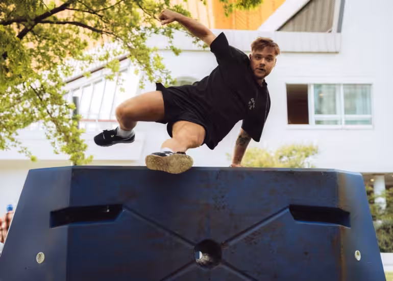 Portada de Speed y Freestyle: las dos caras del parkour que tenés que conocer