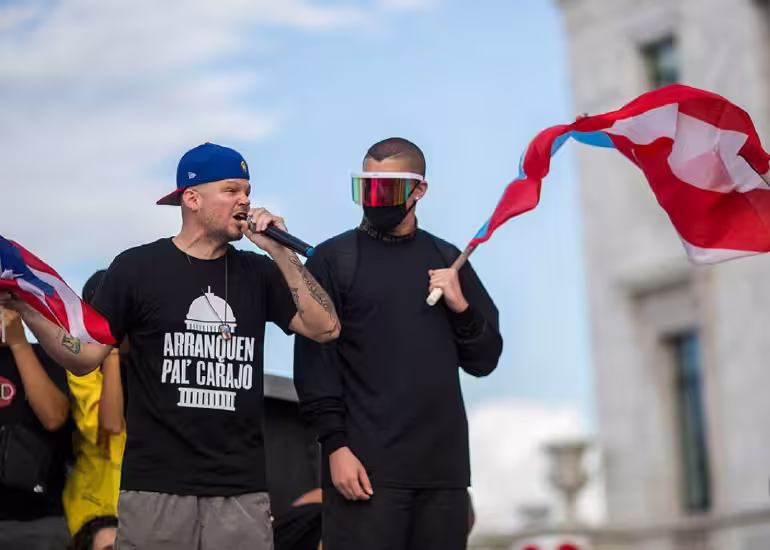 Portada de Residente dirige, Bad Bunny protagoniza: la fórmula para conquistar los cines