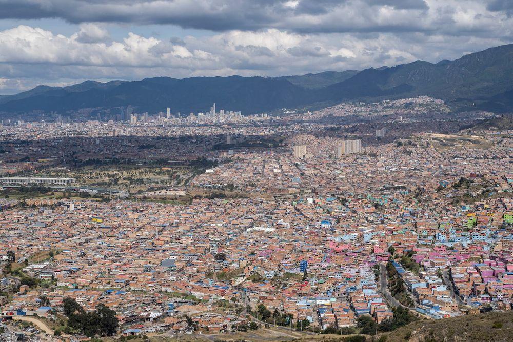 Portada de El arte urbano transformó una ciudad de Bogotá