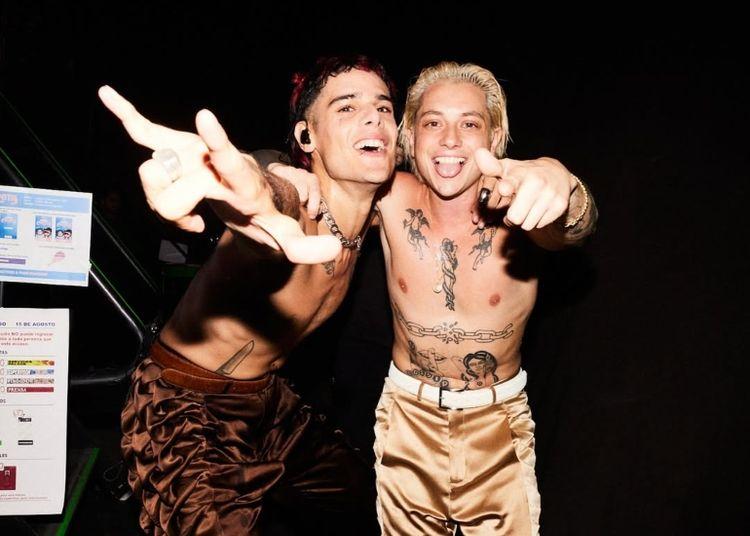 Portada de Bad Bunny y el dúo argentino Ca7riel & Paco Amoroso dominan los Latin Grammy 2025