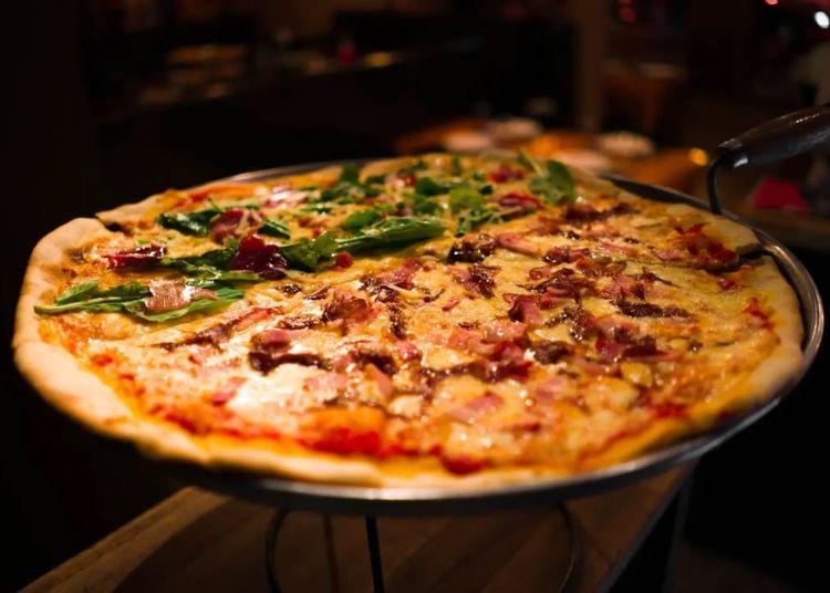 Portada de La pizza más grande de Uruguay está en Montevideo