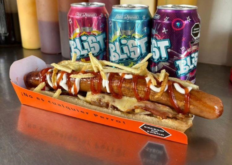 Portada de Estos son los hot dogs más grandes de CDMX