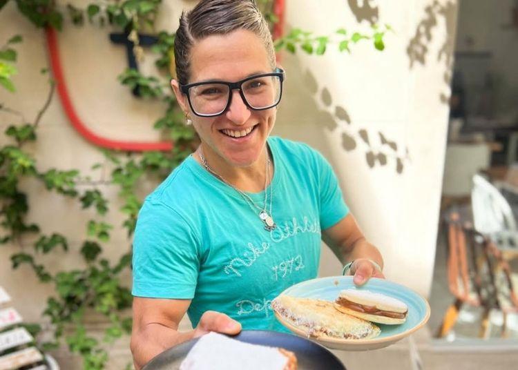 Portada de Pareto Caffé, el establecimiento gastronómico de la ex judoca Paula Pareto