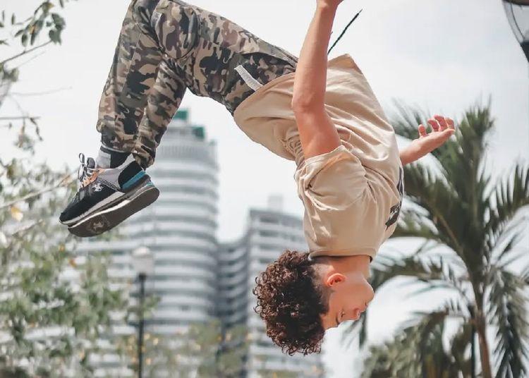 Portada de Parkour en primera persona: la mirada de Víctor Domínguez
