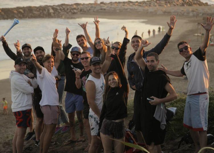 Portada de El rincón de Miramar que conquista el universo surfer