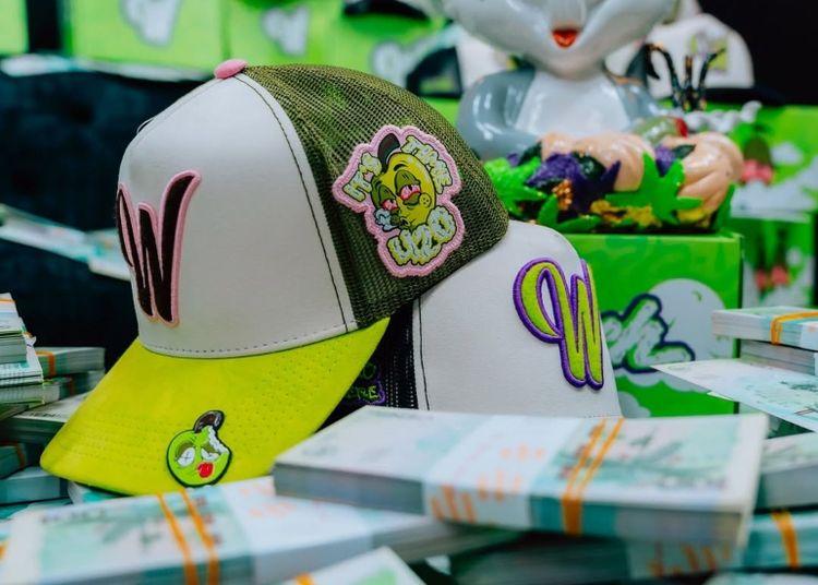 Portada de WestCol aterriza en el mundo del streetwear con W Merch