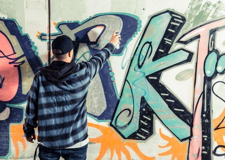 Portada de Si la realidad aprieta, el arte se afila