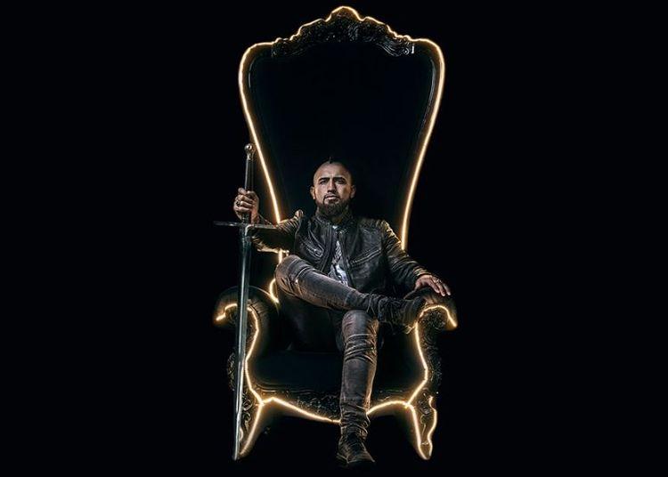 Portada de Arturo Vidal se lanza al mundo de la moda urbana