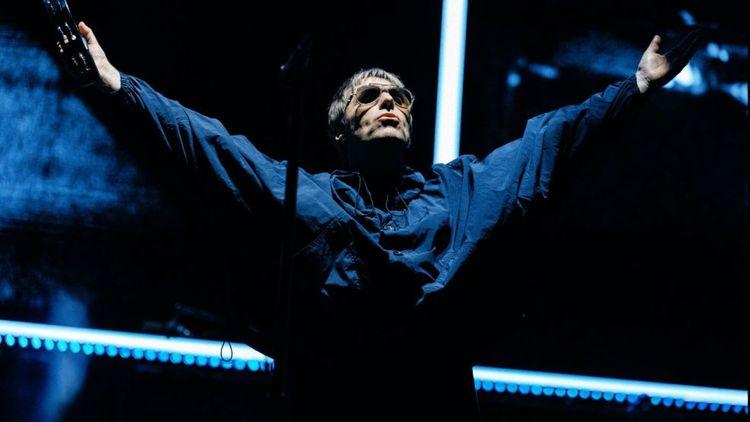 Portada de Un imponente mural de Oasis apareció en Buenos Aires