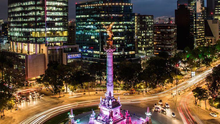 Portada de Planes nocturnos gratuitos para escapar de la rutina en CDMX